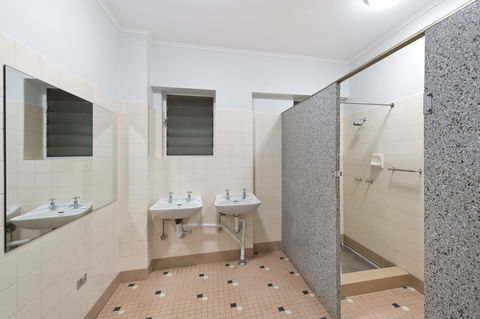 Palm Beach Hotel - Sydney 4u 25