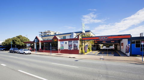 Palm Beach Hotel - Sydney 4u 6