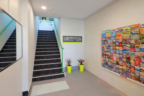 Palm Beach Hotel - Sydney 4u 27