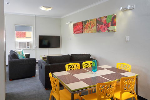 Palm Beach Hotel - Sydney 4u 23