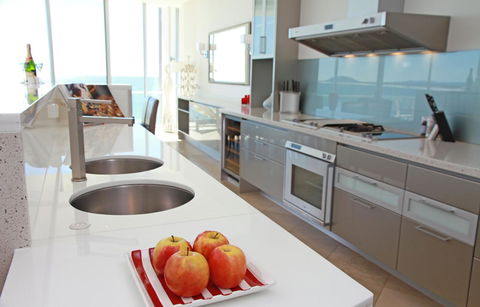 Oceans Mooloolaba - Sydney 4u 30