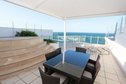 Oceans Mooloolaba - Sydney 4u 42