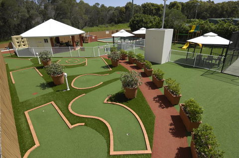 Fairways Golf & Beach Retreat Bribie Island - Accommodation Sydney 18