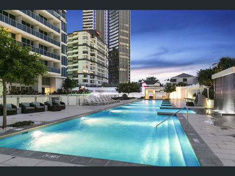 H Star Residences-- Paradise Stayz - Sydney 4u 17
