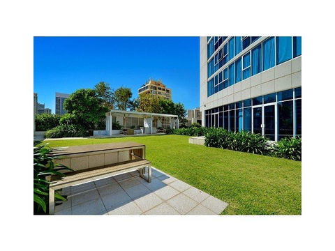 H Star Residences-- Paradise Stayz - Sydney 4u 7