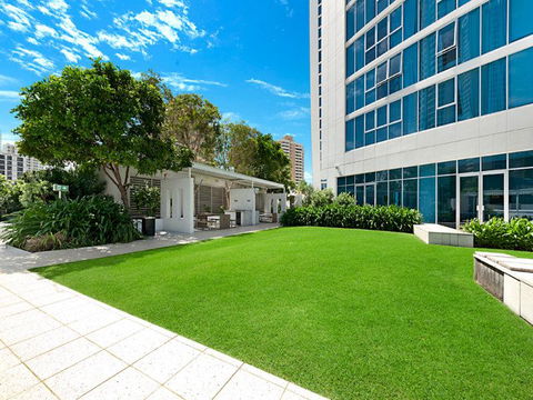H Star Residences-- Paradise Stayz - Sydney 4u 24