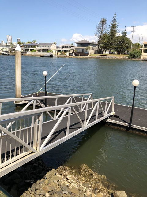 Riverfront Dream - Accommodation Sydney 25