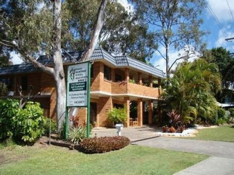 Noosa Yallambee Holiday Apartments - Sydney 4u 1