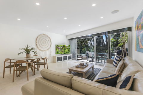 Little Cove Court - Sydney 4u 6