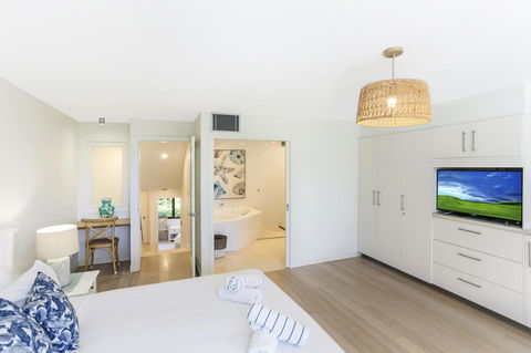 Little Cove Court - Sydney 4u 8