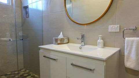 Blue Summit Hideaway - Sydney 4u 34