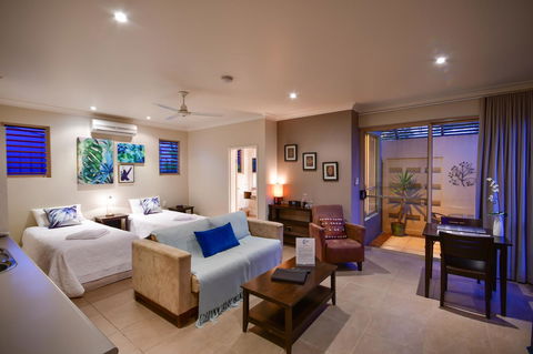 Blue Summit Hideaway - Sydney 4u 4