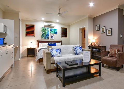 Blue Summit Hideaway - Sydney 4u 9