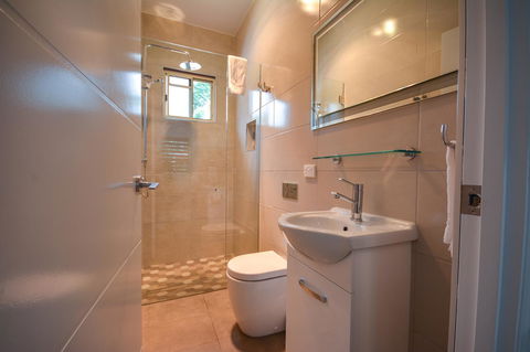 Blue Summit Hideaway - Sydney 4u 35