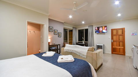 Blue Summit Hideaway - Sydney 4u 17