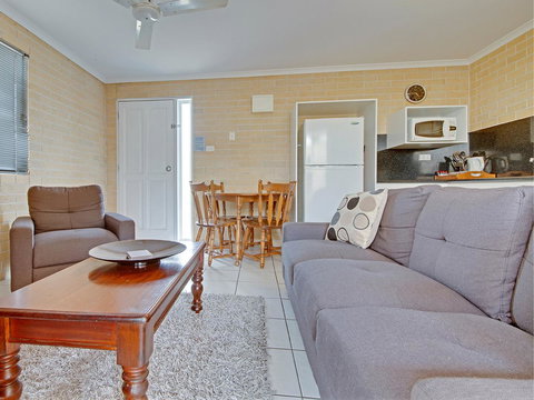 Murray Street Apartments - Accommodation Sydney 35