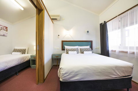 Downs Motel - Sydney 4u 9