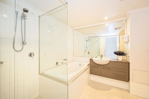 On The Bay Apartments - Sydney 4u 16