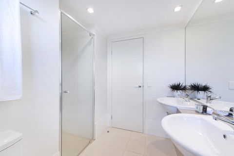 On The Bay Apartments - Sydney 4u 24