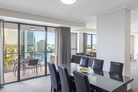 Oaks Brisbane On Felix Suites - Sydney 4u 1
