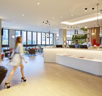 Holiday Inn Express Brisbane Central - Sydney 4u