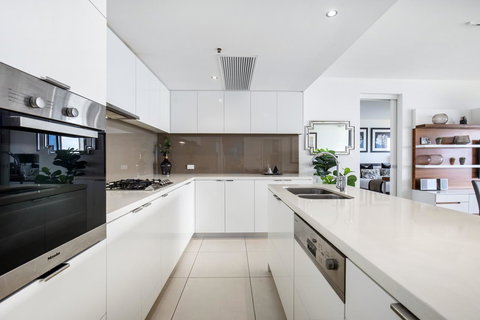 Ultra Broadbeach - Accommodation Sydney 19