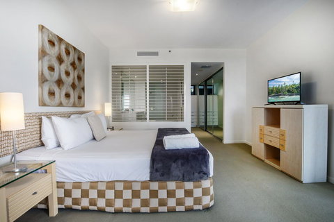 Ultra Broadbeach - Accommodation Sydney 37