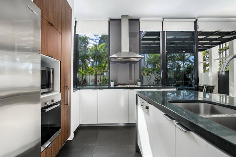 Ultra Broadbeach - Accommodation Sydney 25