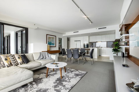 Ultra Broadbeach - Accommodation Sydney 12