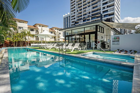Ultra Broadbeach - Accommodation Sydney 4