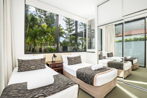 Ultra Broadbeach - Accommodation Sydney 21