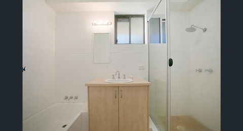 Ocean Royale - Sydney 4u 29