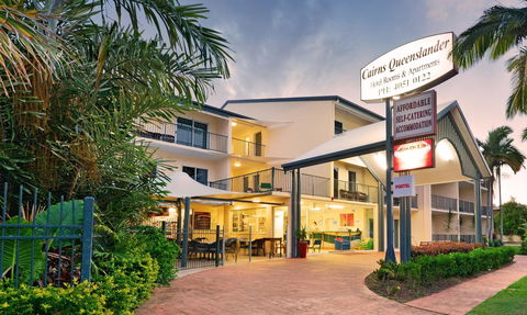 Cairns Queenslander Hotel & Apartments - Sydney 4u 0