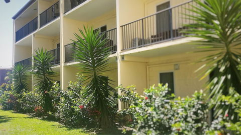 Cairns Queenslander Hotel & Apartments - Sydney 4u 32