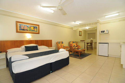 Cairns Queenslander Hotel & Apartments - Sydney 4u 22