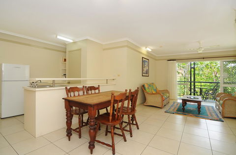 Cairns Queenslander Hotel & Apartments - Sydney 4u 19