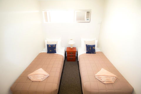 Aabon Apartments & Motel - Sydney 4u 12