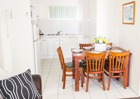 Aabon Apartments & Motel - Sydney 4u 15