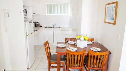 Aabon Apartments & Motel - Sydney 4u 27