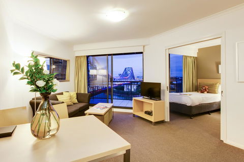 Oakwood Hotel & Apartments Brisbane - Sydney 4u 6