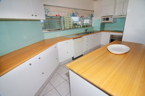 Pacific Plaza Apartments - Sydney 4u 34