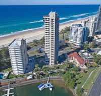 Capricorn One Beachside Holiday Apartments - Official - Sydney 4u