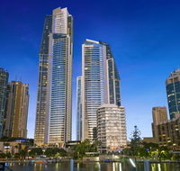 Holiday Holiday Circle On Cavill Apartments - Sydney 4u