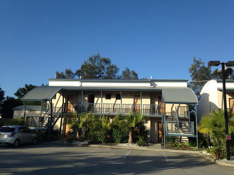 Novena Palms Motel - Sydney 4u 7