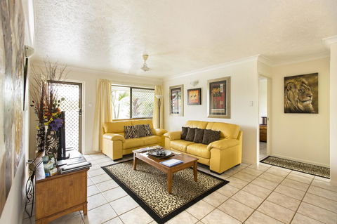 Marcol Place Holiday Apartments - Accommodation Sydney 3