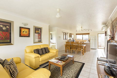 Marcol Place Holiday Apartments - Accommodation Sydney 6
