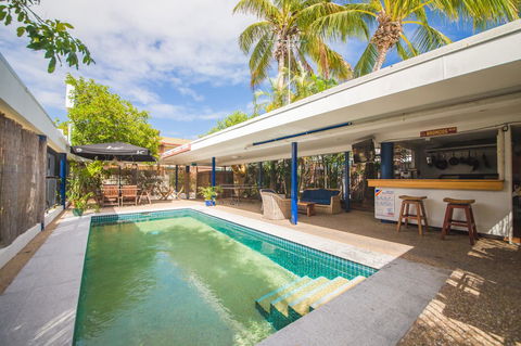 Cosmopolitan Motel & Serviced Apartments - Sydney 4u 16