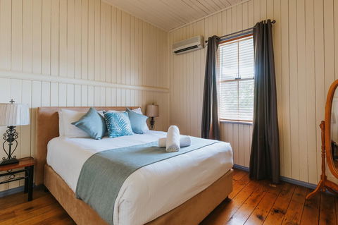 Apple Blossom Cottages - Sydney 4u 8