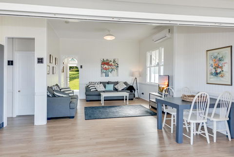 Cloud Hill - Accommodation Sydney 2