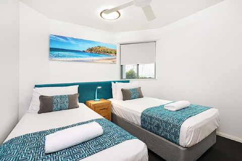 Malibu Apartments - Sydney 4u 3